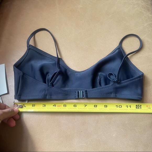 NWT COS navy ruffle swim bikini top triangle swimsuit summer 👙 - Picture 3 of 5